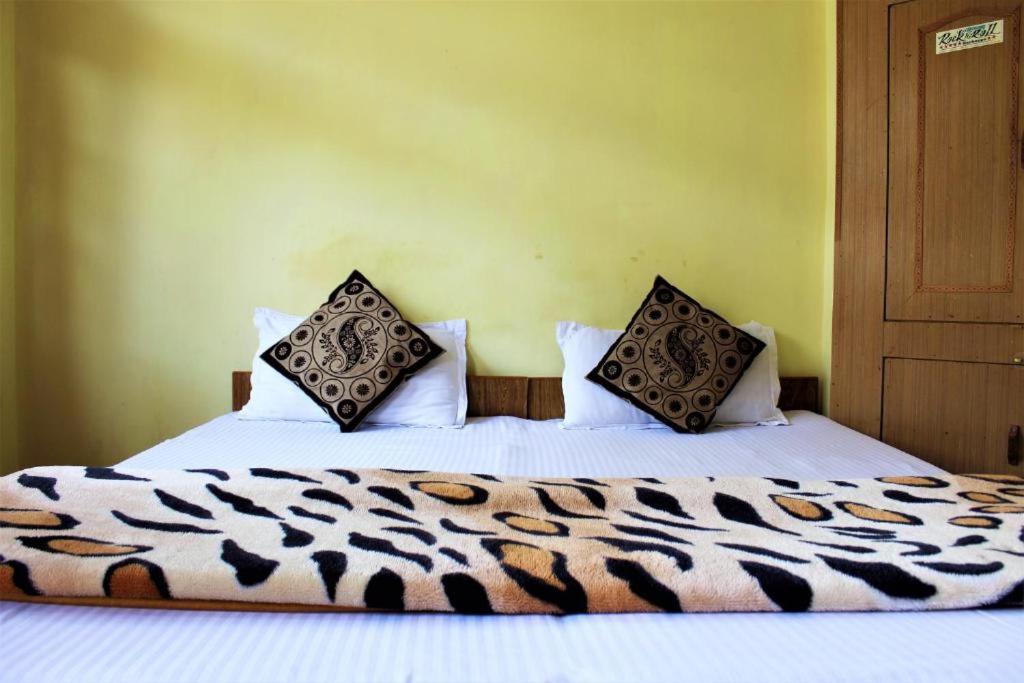 Upclimb Longstay For Bus Or Taxi Only Guests Манали Экстерьер фото